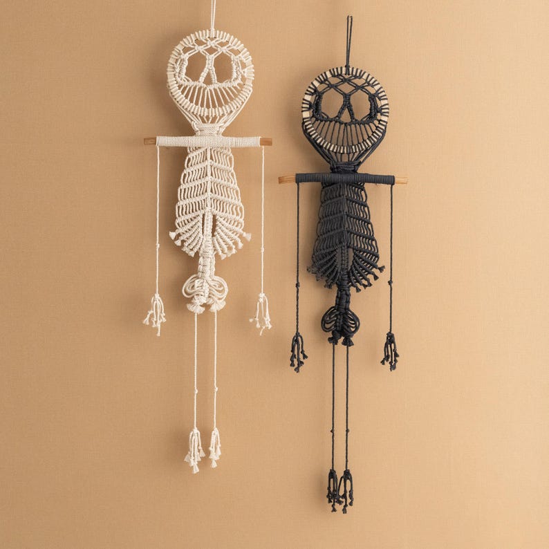 BOO-SKULL - MACRAMÉ SKELETON