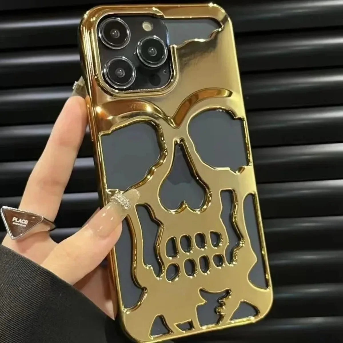 SKULL SHOCK - PHONE CASE